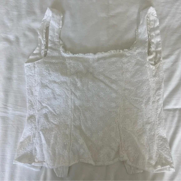 House of CB Juana White Broderie Anglaise Top - Picture 5 of 5